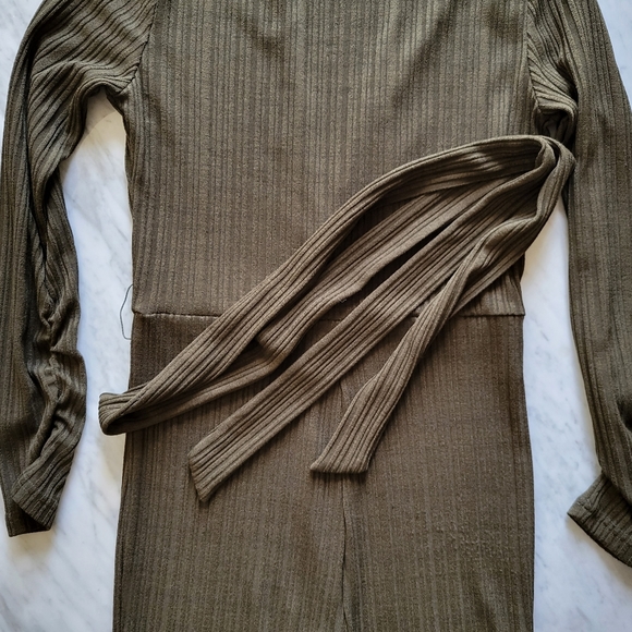 Akira Green Jumpsuit Curious About Ya Ruched Green Small - Picture 5 of 7